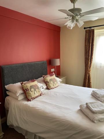 The Red Lion, Stretham Hotel Exterior foto