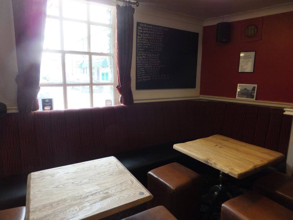 The Red Lion, Stretham Hotel Exterior foto